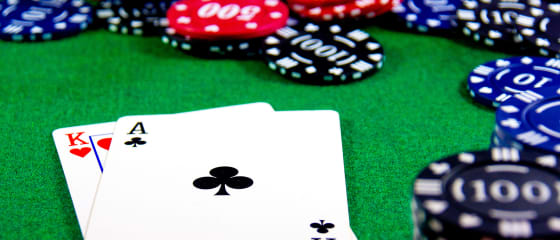 Ręce w blackjacku: kiedy robić co?