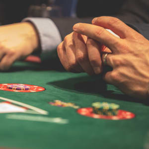 Lista warunków i definicji pokera