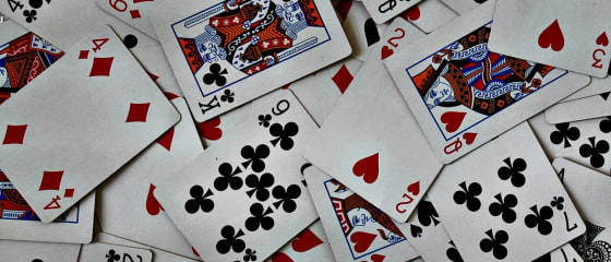 Jak Ed Thorp zmienił liczenie kart w blackjacku online?
