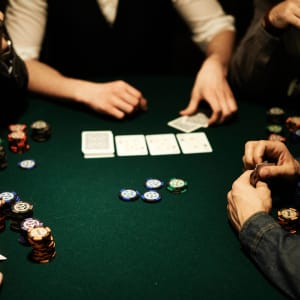 WyjaÅ›nienie pozycji przy stole pokerowym